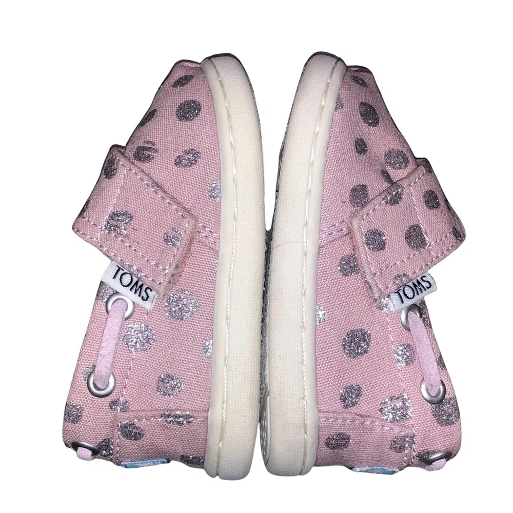 Toms Bimini Infant Lilac Slip-On Shoes with Metallic Polka Dots